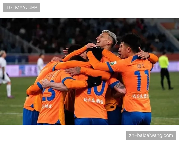 亚冠焦点战：横滨水手主场迎战山东泰山战术对决引期待